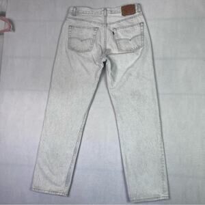Vintage Levi's 501 Jeans Mens W33 L30 Straight Leg Light Wash Made in USA
